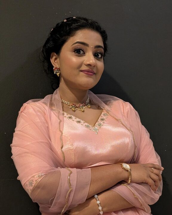 சிறகடிக்க ஆசை சீரியல் நாயகி கோமதியின் செம்ம கியூட்டான புகைப்படங்கள்..! 11