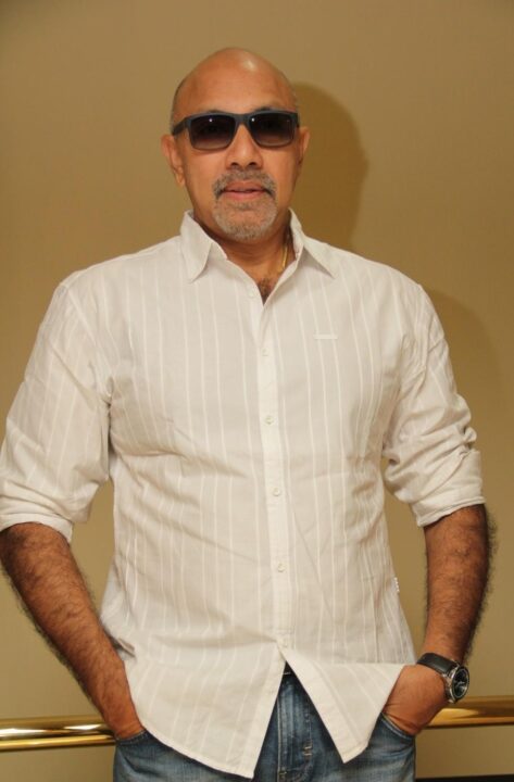 Rajinikanth உடல்நலம் குறித்து பேசி வீடியோ வெளியிட்ட நடிகர் Sathyaraj..! 3