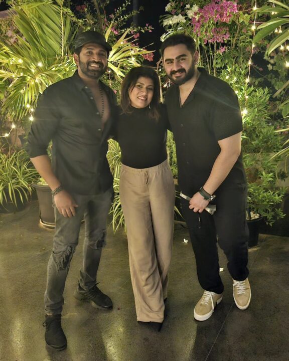 அக்கா மகன் பிறந்தநாள் கொண்டாட்டத்தில் மனைவியுடன் கலந்துகொண்ட நடிகர் ArunVijay..! 3