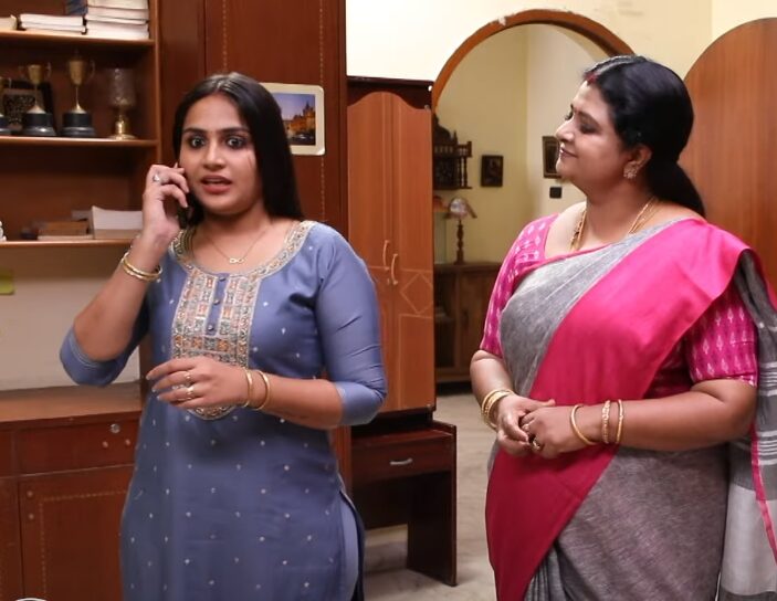 காசு வரல உன் வீட்டுக்கு வந்துருவேன்..! ரோகிணியை மிரட்டிய PA..! ஈஸ்வரியை வைத்துக்கொண்டு பேசமுடியாமல் ரோகிணி..! 3