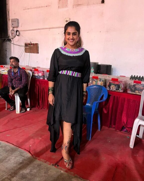 Muthukumaran என்னிடம் அதை கேட்டார்..! விடாமல் அதையே கேட்டு என்னை தொந்தரவு செய்தார்..! Open ஆக பேசிய நடிகை Vanitha Vijayakumar..! 3
