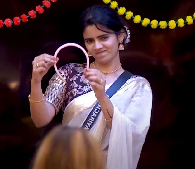 தீபாவளிக்கும் வீட்டில் வெடித்த சண்டை..! சௌந்தர்யா சுனிதா இடையே மோதல்..! BiggBoss Promo..! 3