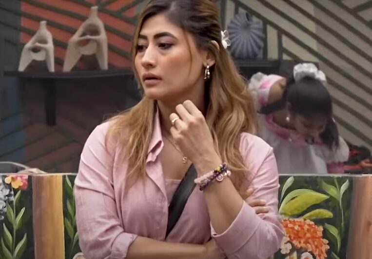 சுனிதாவை ரவுண்டு கட்டி கிழித்த சாச்சனா..! Bigg Boss promo..! 3