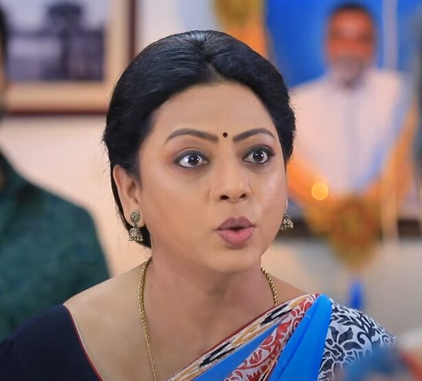 மகன் கோபியை வெளியே எடுக்க சொன்ன ஈஸ்வரி..! கிழித்து தொங்கவிட்ட பாக்கியா..! பாக்கியலட்சுமி ப்ரோமோ..! 3
