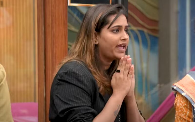 தீபக் காலில் விழுந்து மன்னிப்பு கேட்ட ஜாக்லின்..! Bigg Boss Promo..! 3