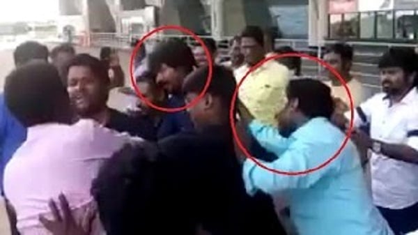 Sivakarthikeyan attacked by Madurai Kamal Fans