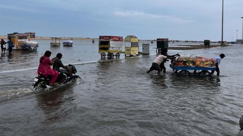Very Severe Cyclone Vardah Landfall will be close to Chennai 9