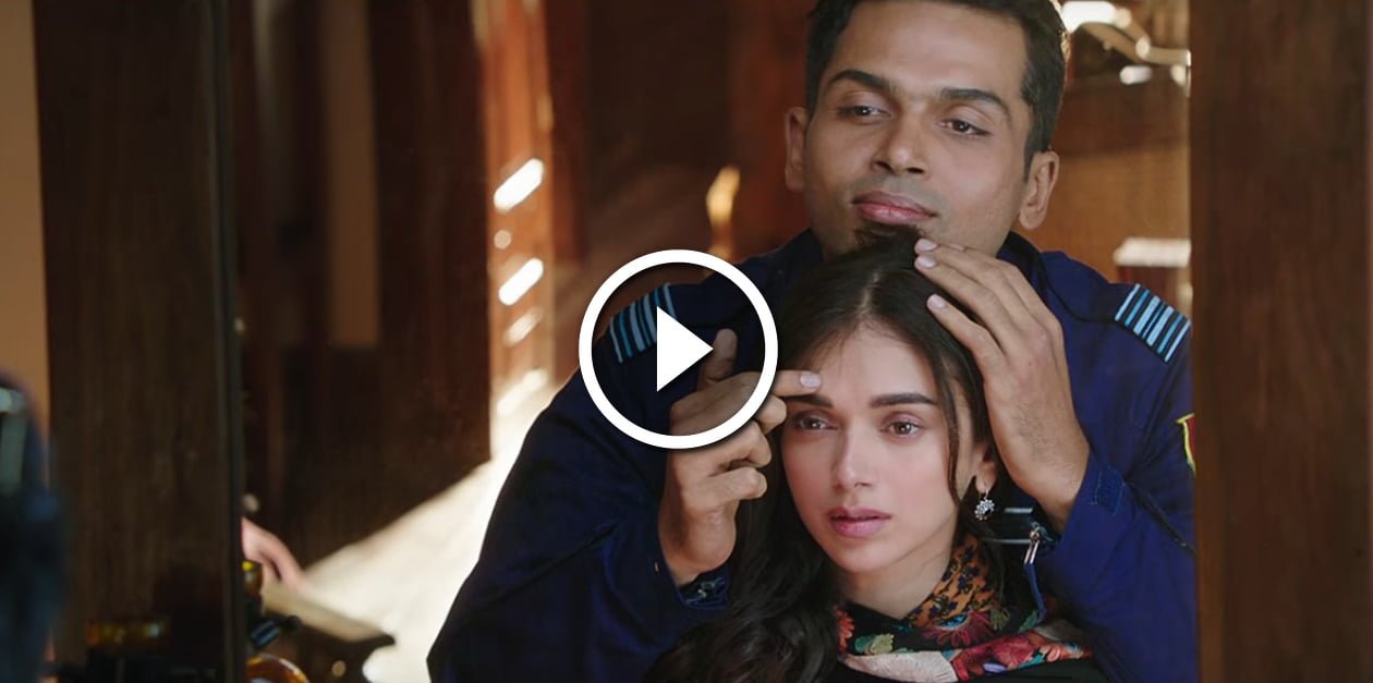 Kaatru Veliyidai Official Trailer 2 | Mani Ratnam | A R Rahman 14