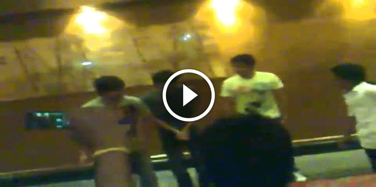 Unseen Video of Vijay, Jeeva, Sri Kanth and Atlee Dancing for Pokkiri Pongal at Nanban Farewell Party 1