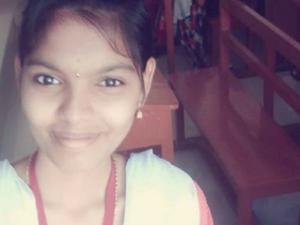 Young Girl Stabbed To Death Outside Chennai College - Shocking Photos 3