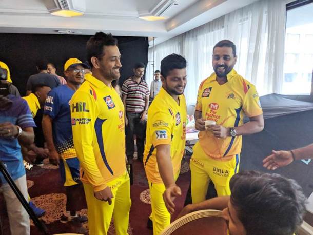 Dhoni Leaves the Star Hotel Because of Ambati Rayudu 1