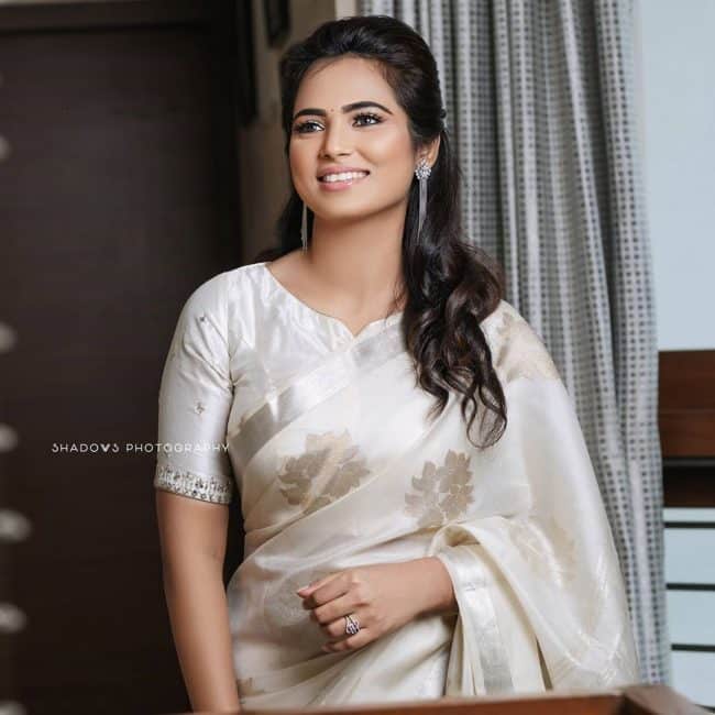 Ramya Pandian Pictures