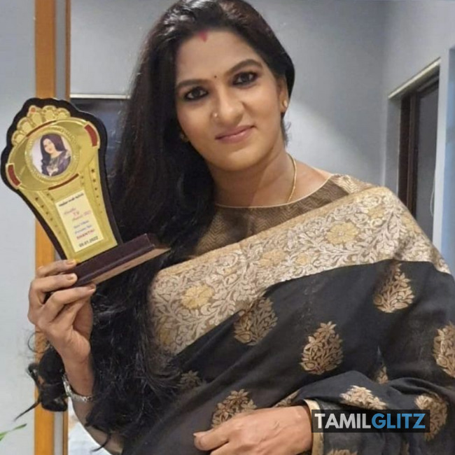 Shanthi Bigg Boss Tamil 6 Contestant