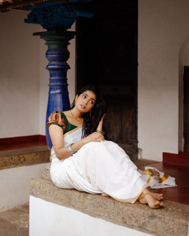 Viyana Bigg Boss Tamil 9 Contestant Viyana Bigg Boss Tamil 9 Contestant